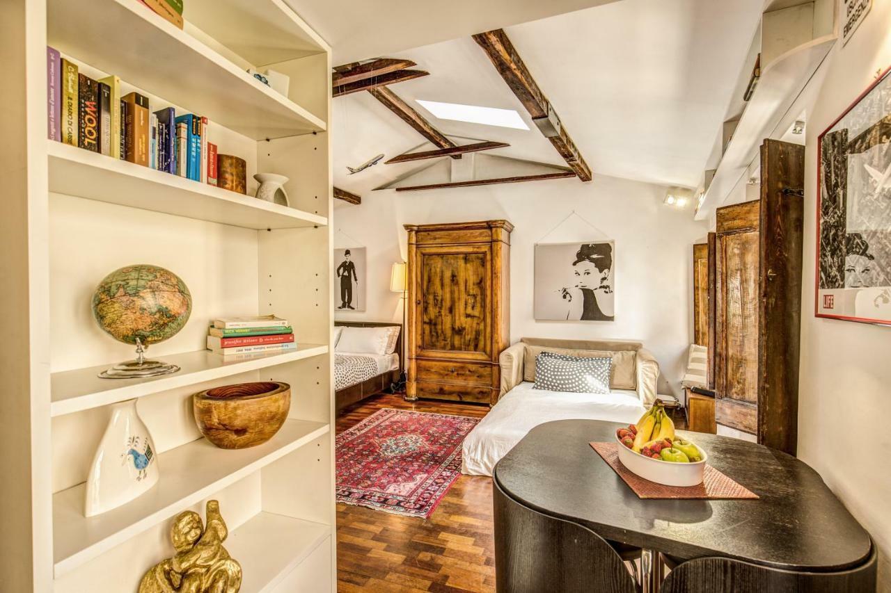 Homehouse Garofano - Rione Monti - Colosseum Рим Екстериор снимка
